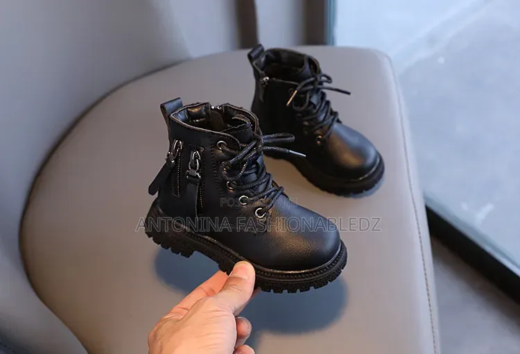 Kids Unisex Boot Size 21-30