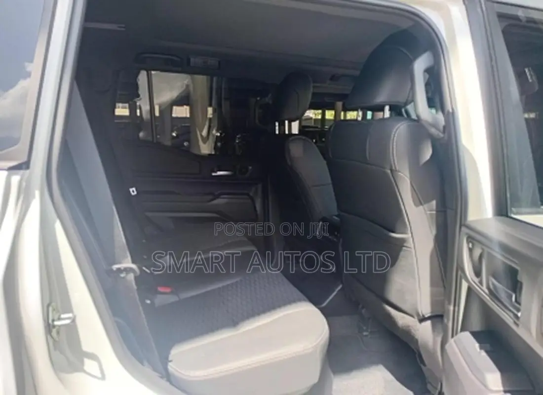 New Toyota Land Cruiser LC250 2025 White