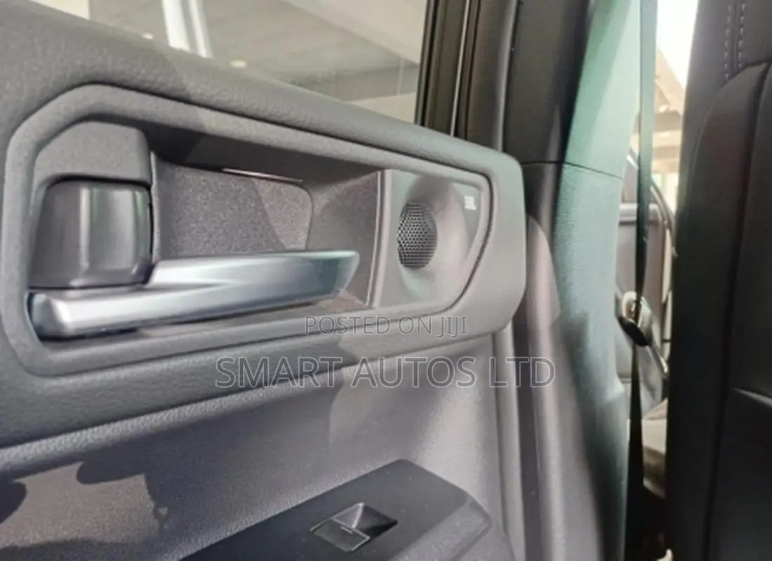 New Toyota Land Cruiser LC250 2025 White