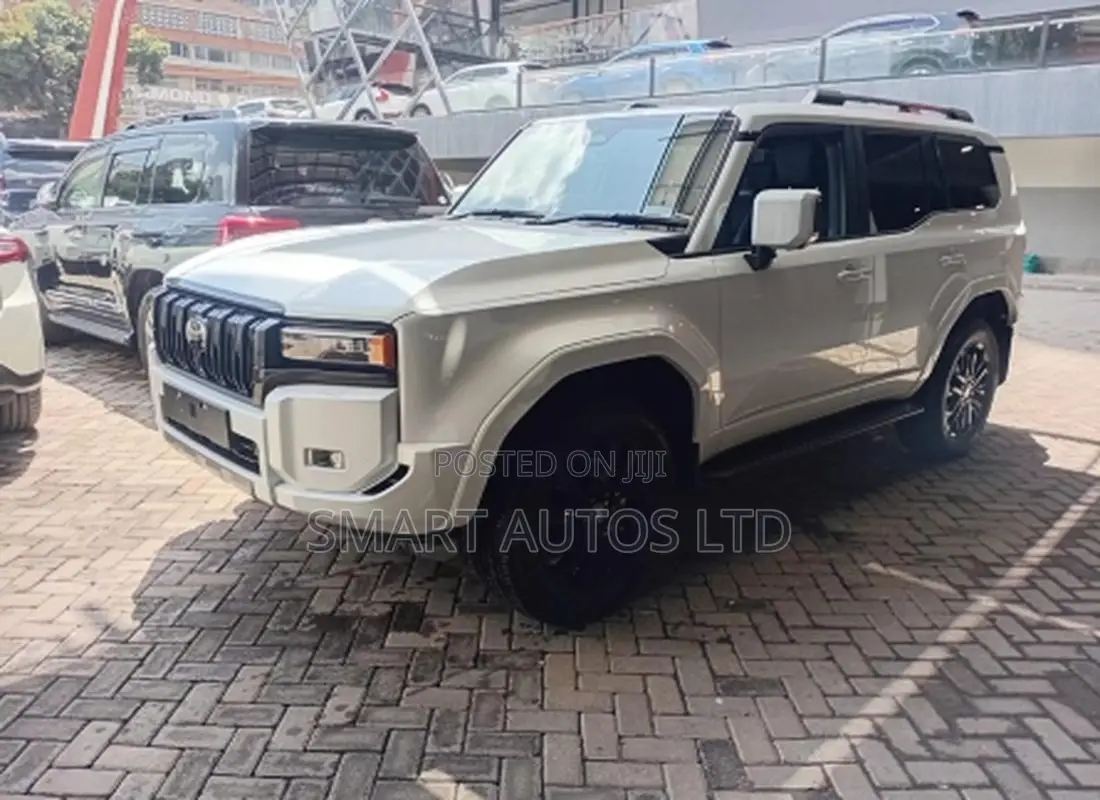 New Toyota Land Cruiser LC250 2025 White