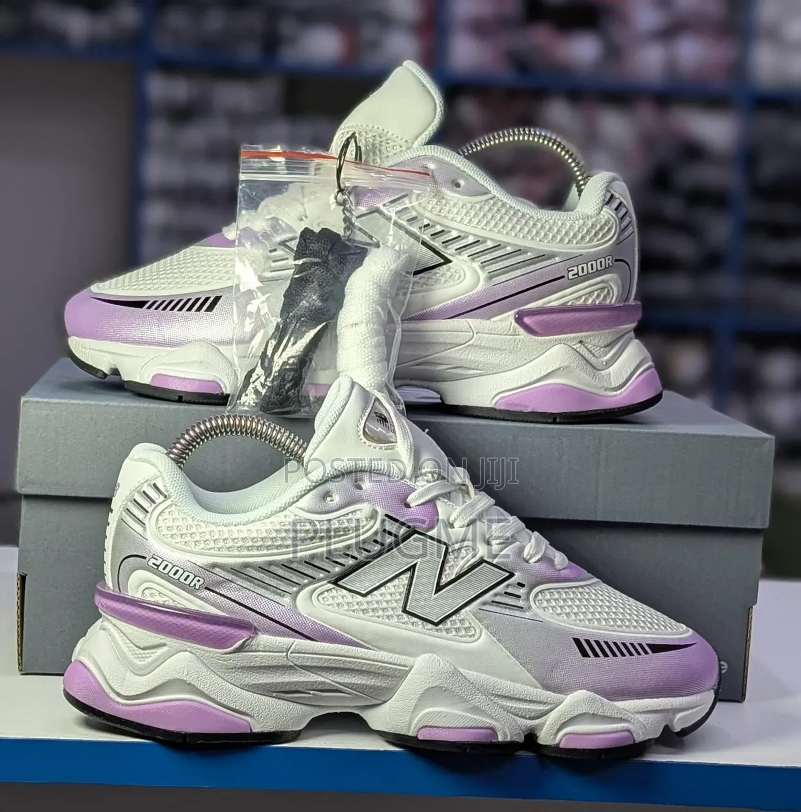 New Balance 2000r
Sizes 36 to 40