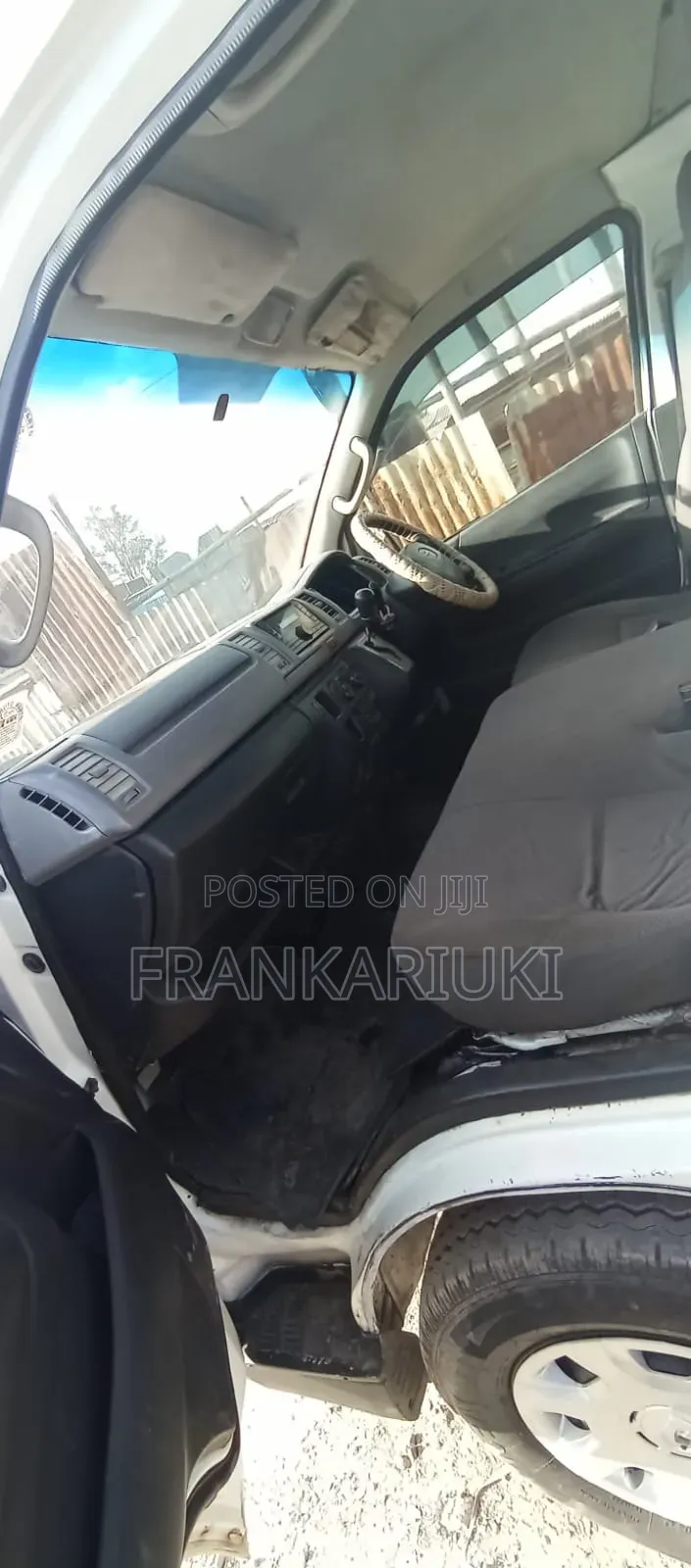 Toyota HiAce 2012 White