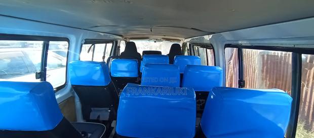 Toyota HiAce 2012 White - thumbnail 6