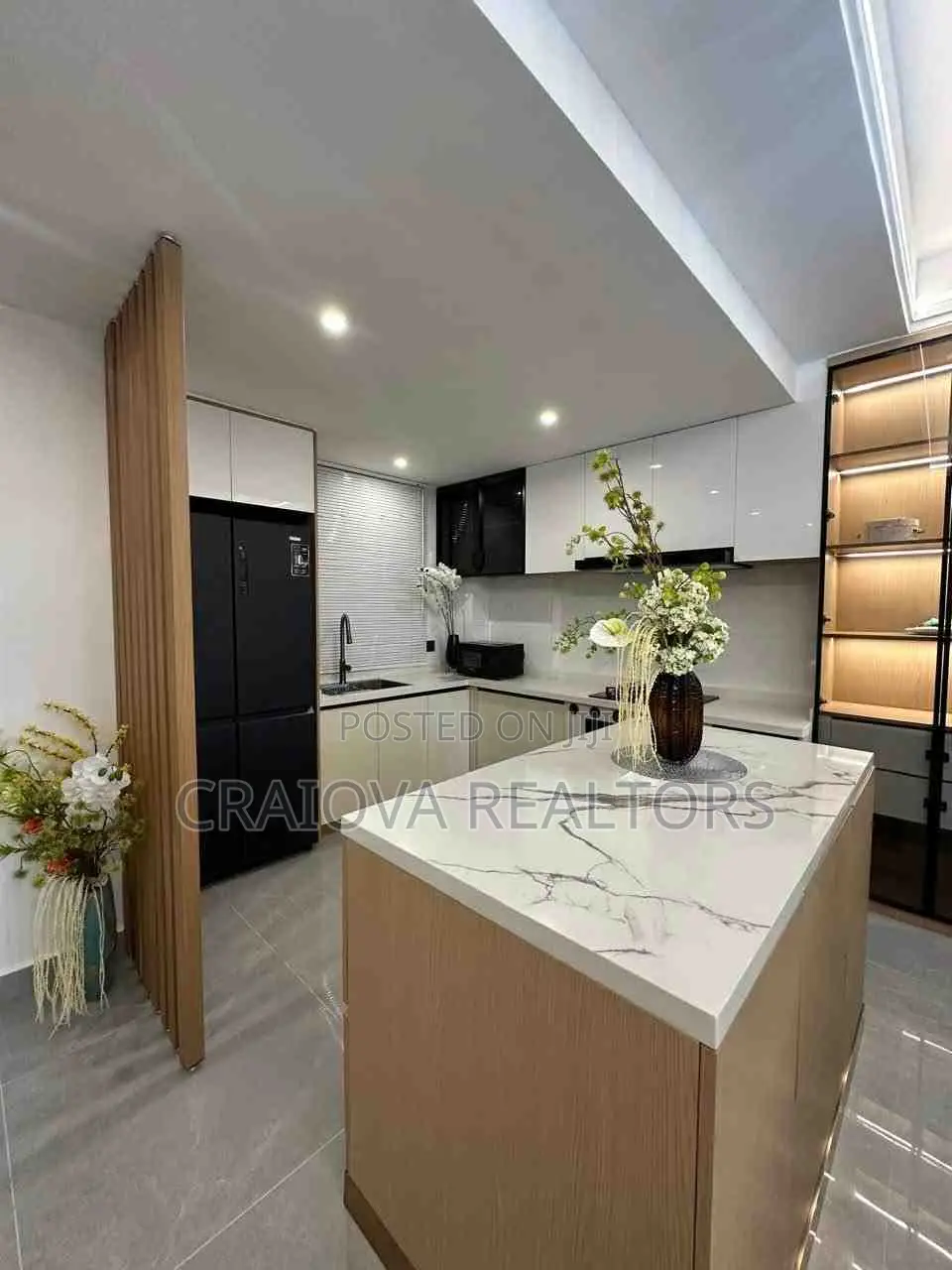 3bdrm Apartment in Valley Arcade for sale
