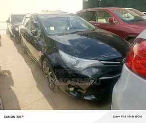 Toyota Avensis 2018 Black