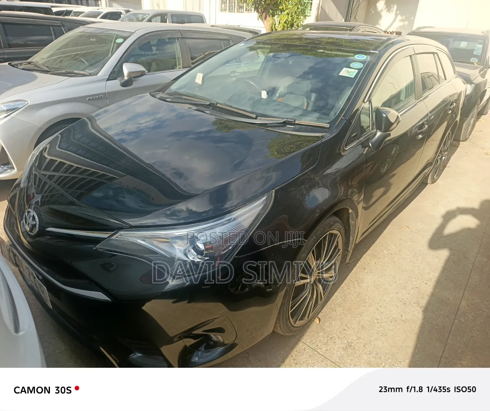 Toyota Avensis 2018 Black