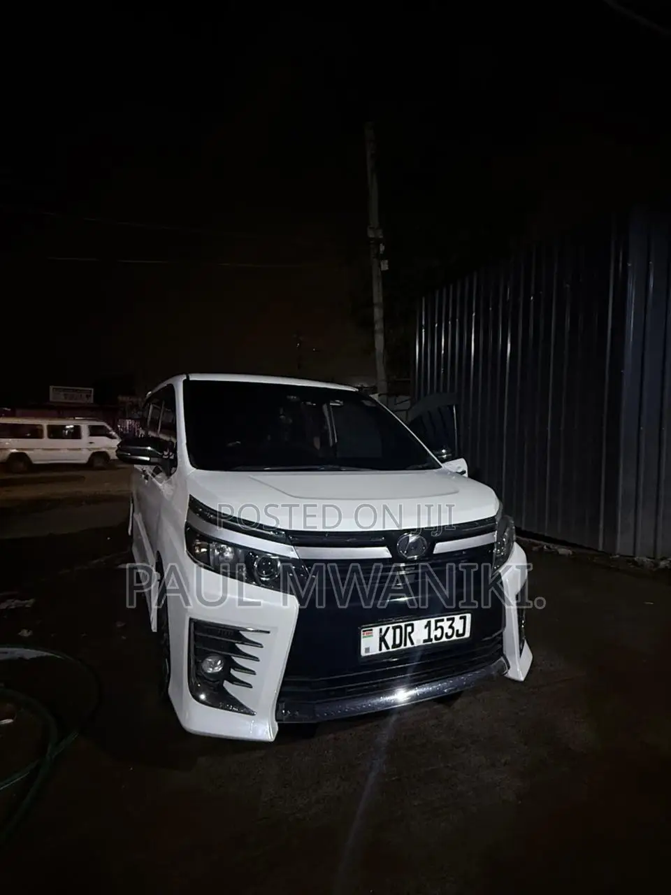 Toyota Voxy 2017 White