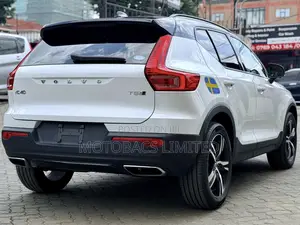 Volvo XC40 T5 Petrol AWD 2019 White