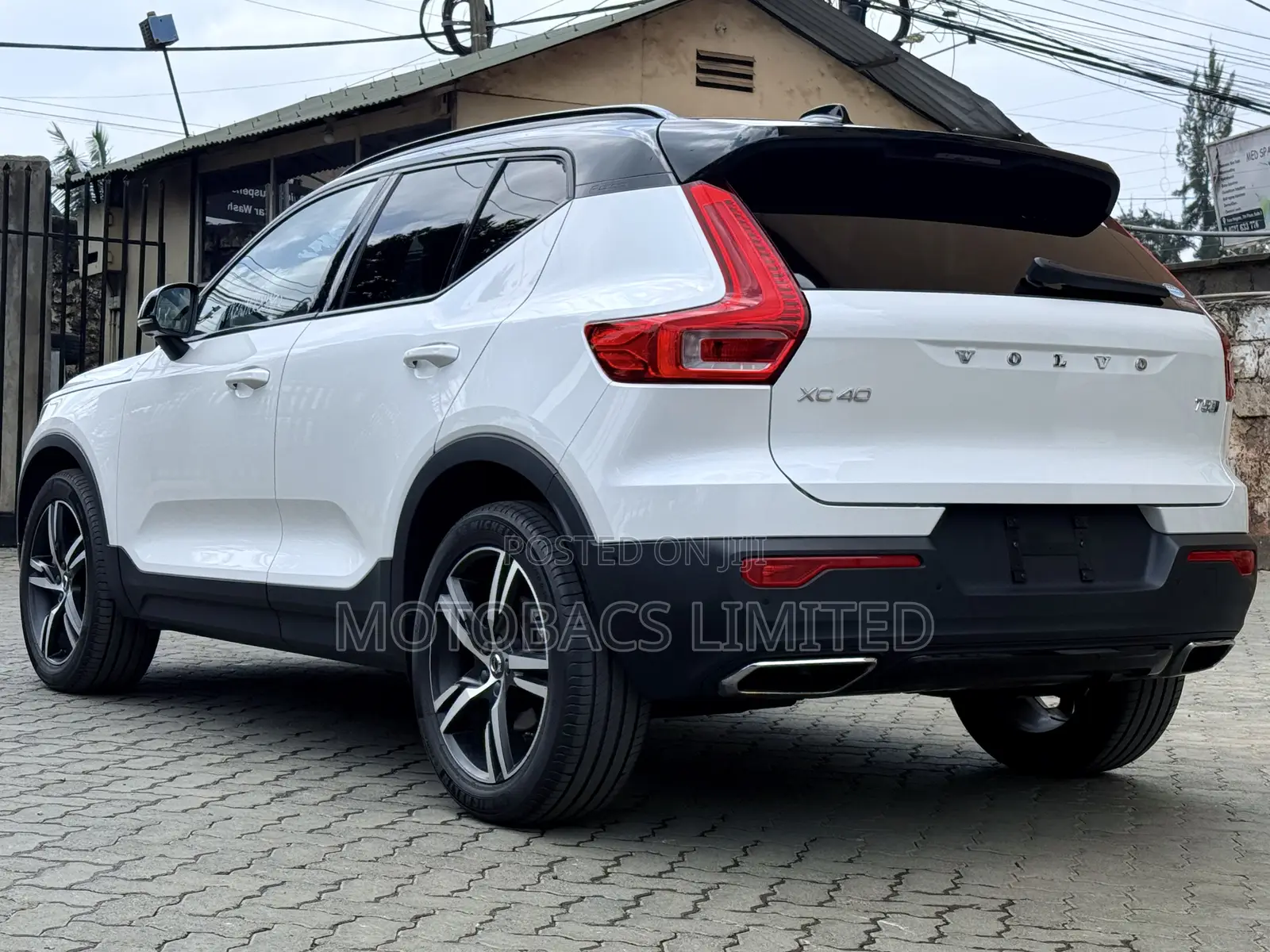 Volvo XC40 T5 Petrol AWD 2019 White