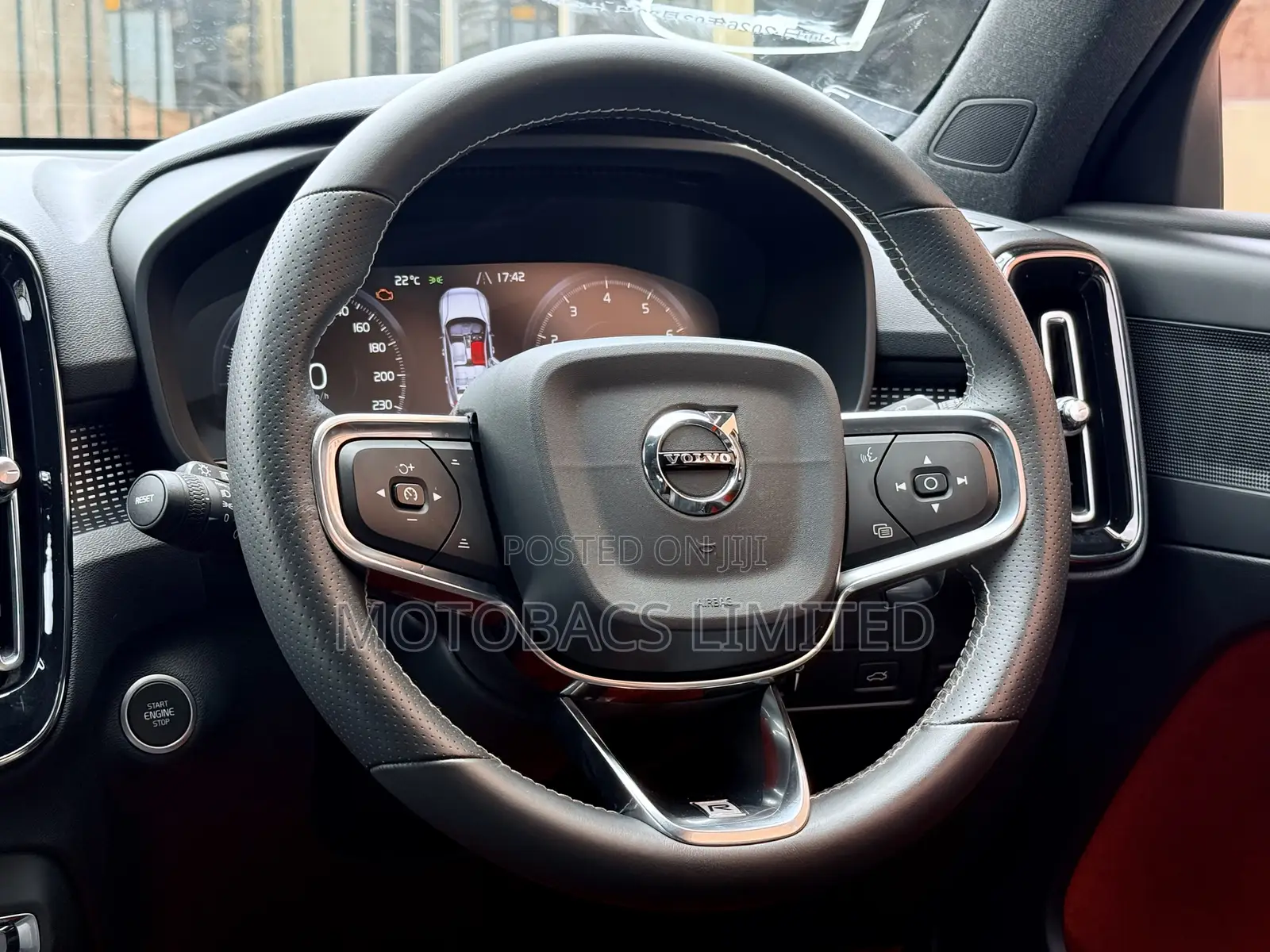 Volvo XC40 T5 Petrol AWD 2019 White