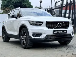 Volvo XC40 T5 Petrol AWD 2019 White