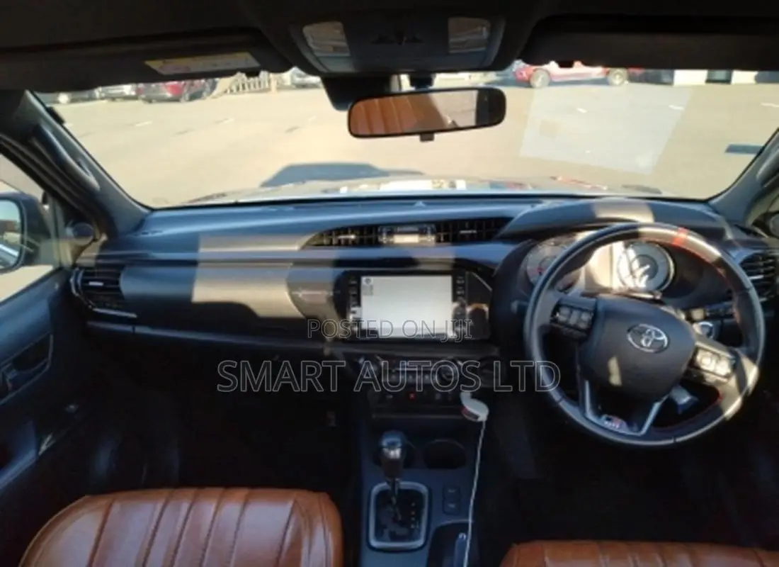 Toyota Hilux Revo Double Cab Deisel 2.4 AWD 2019 Black