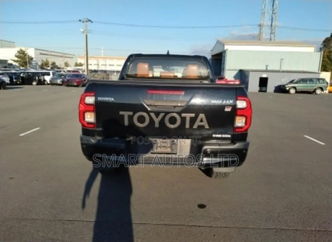 Toyota Hilux Revo Double Cab Deisel 2.4 AWD 2019 Black