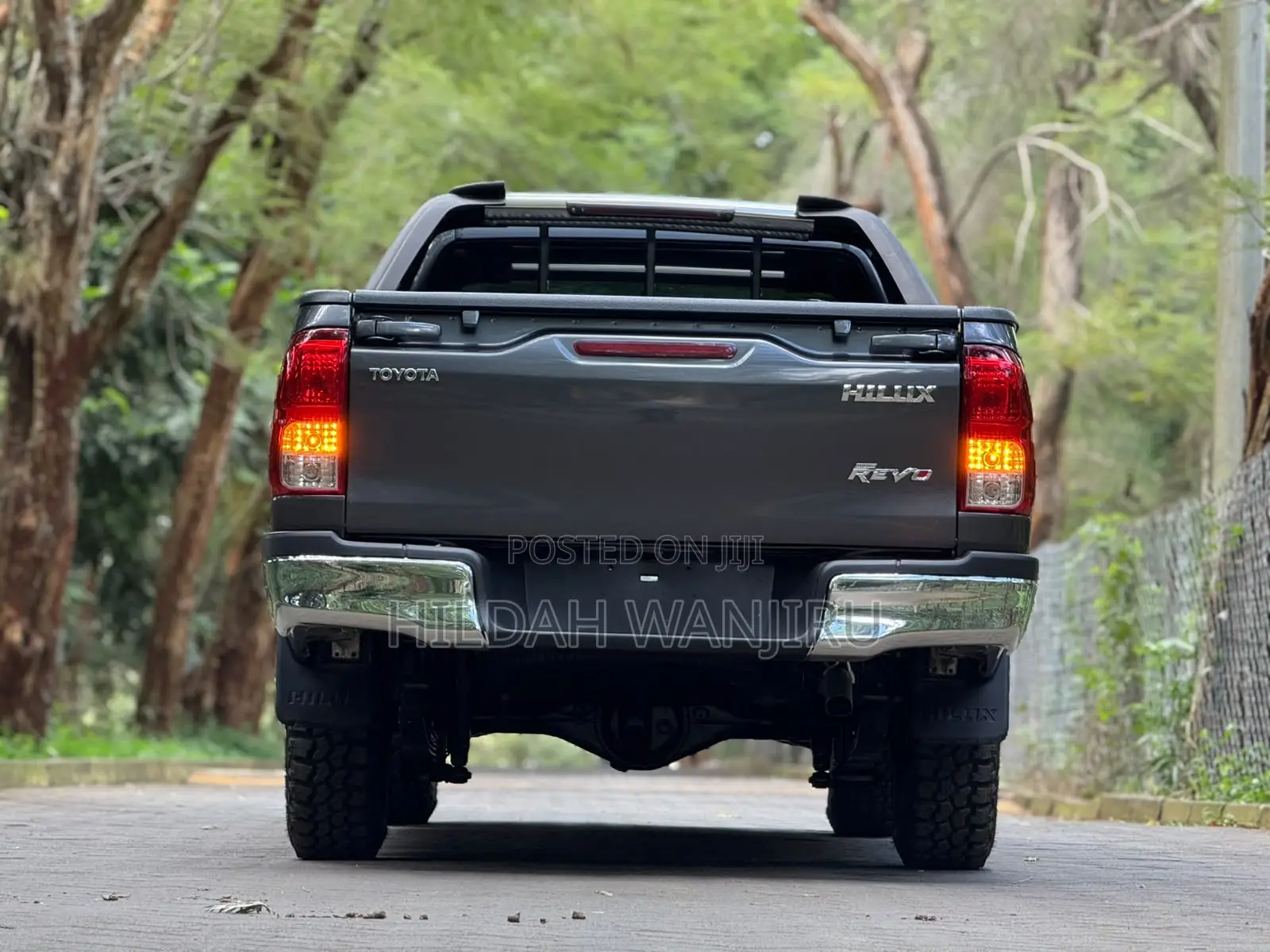 Toyota Hilux 2019 Gray