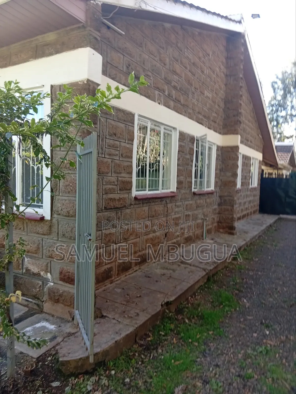 2bdrm Bungalow in Karen for rent