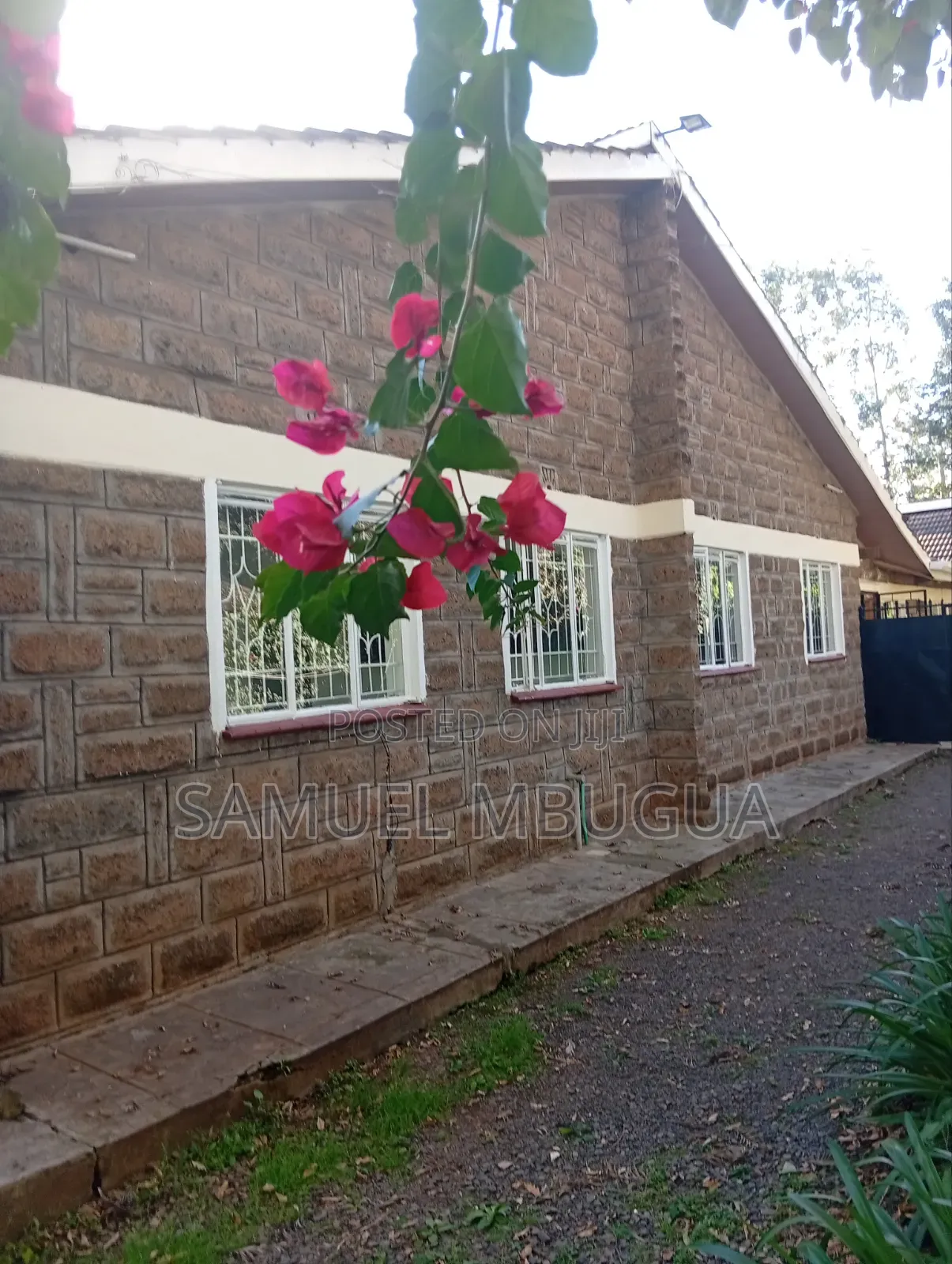 2bdrm Bungalow in Karen for rent