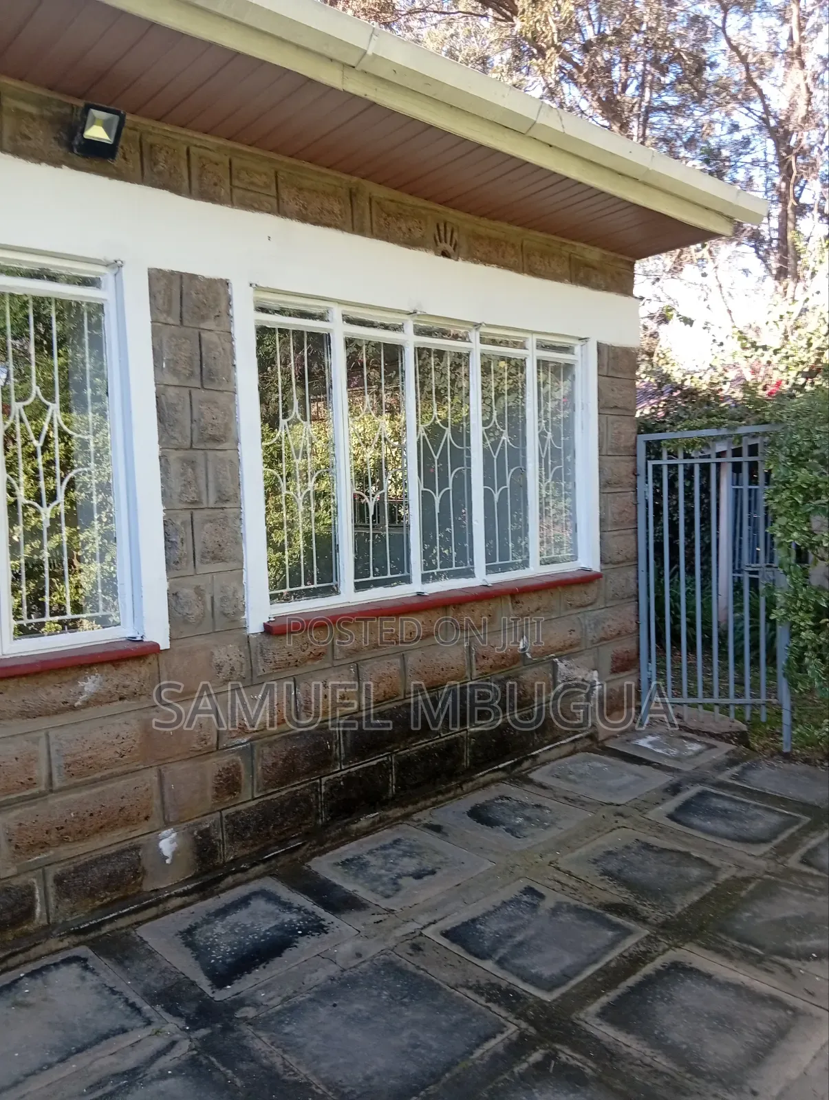 2bdrm Bungalow in Karen for rent