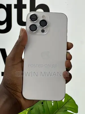 Apple iPhone 16 Pro Max 256 GB White