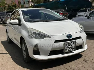 Toyota Aqua 2014 White