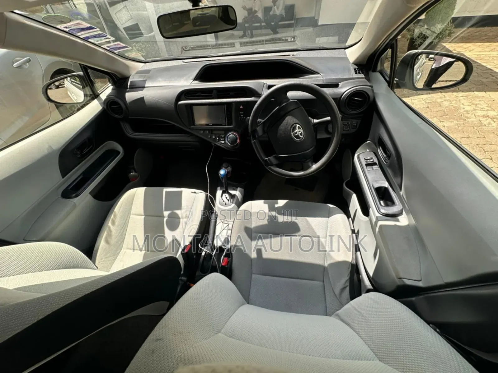 Toyota Aqua 2014 White