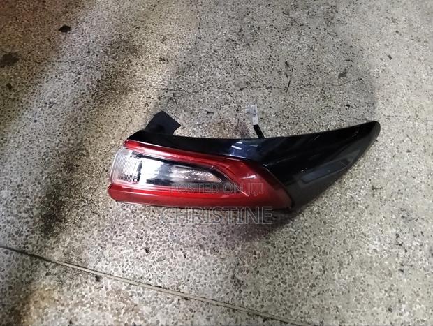 Toyota Harrier Backlight/Tailight