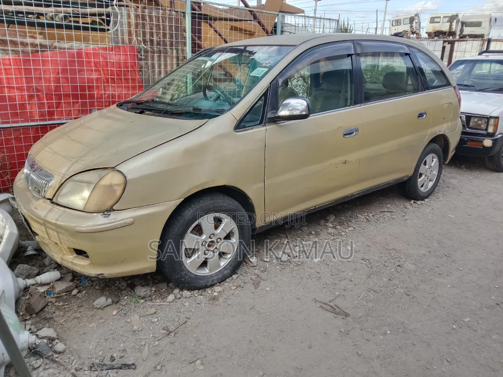 Toyota Nadia 2001 Beige