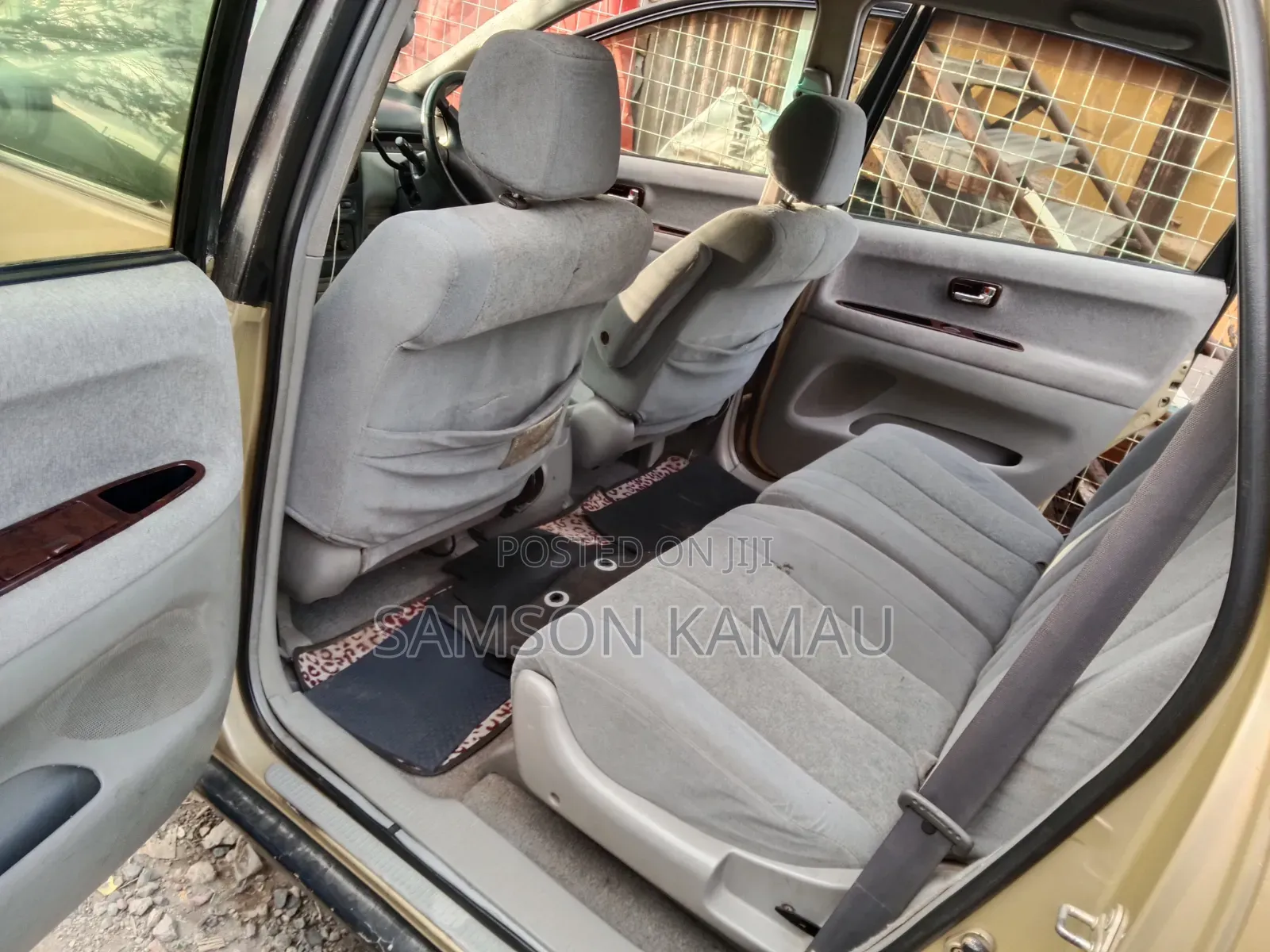 Toyota Nadia 2001 Beige