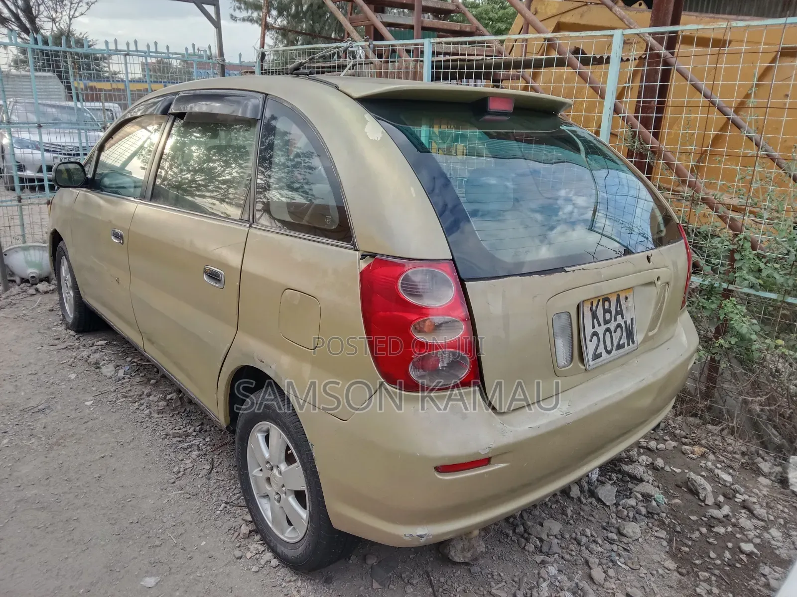 Toyota Nadia 2001 Beige