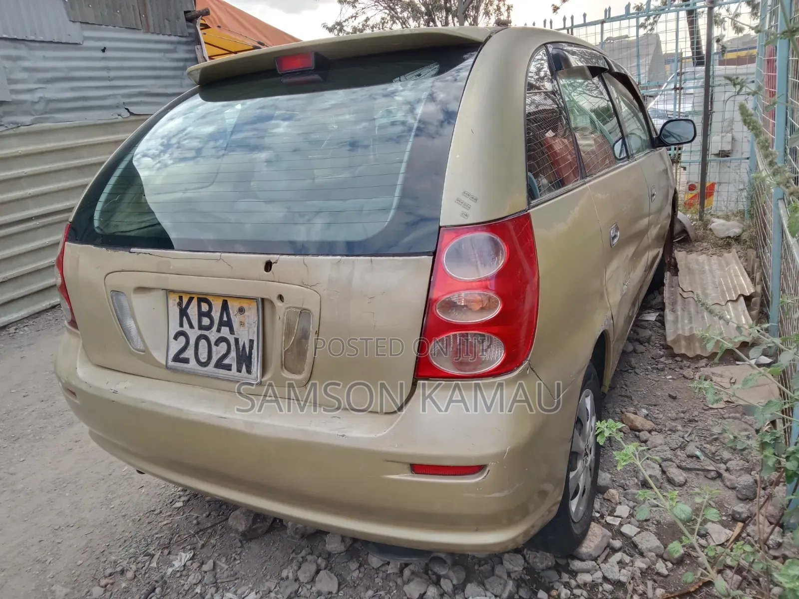 Toyota Nadia 2001 Beige