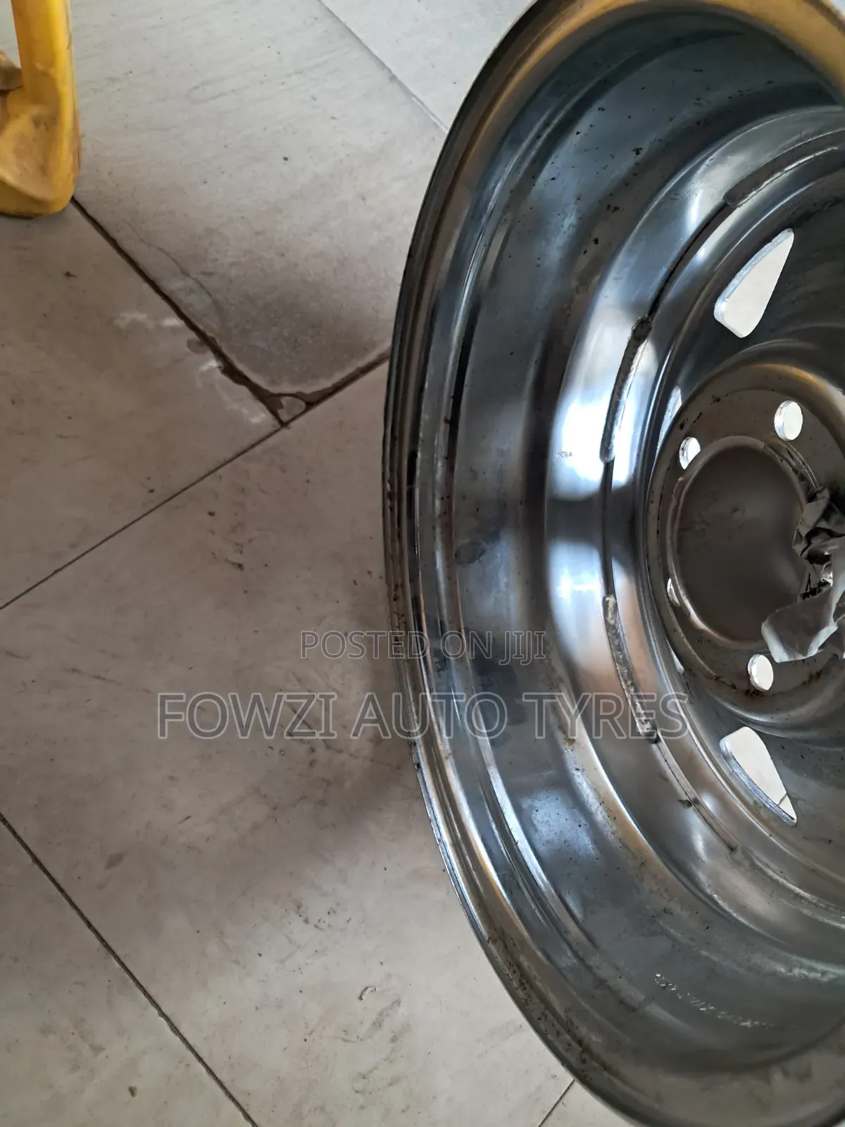 Rim 15 Chrom Silver/ White 5holes