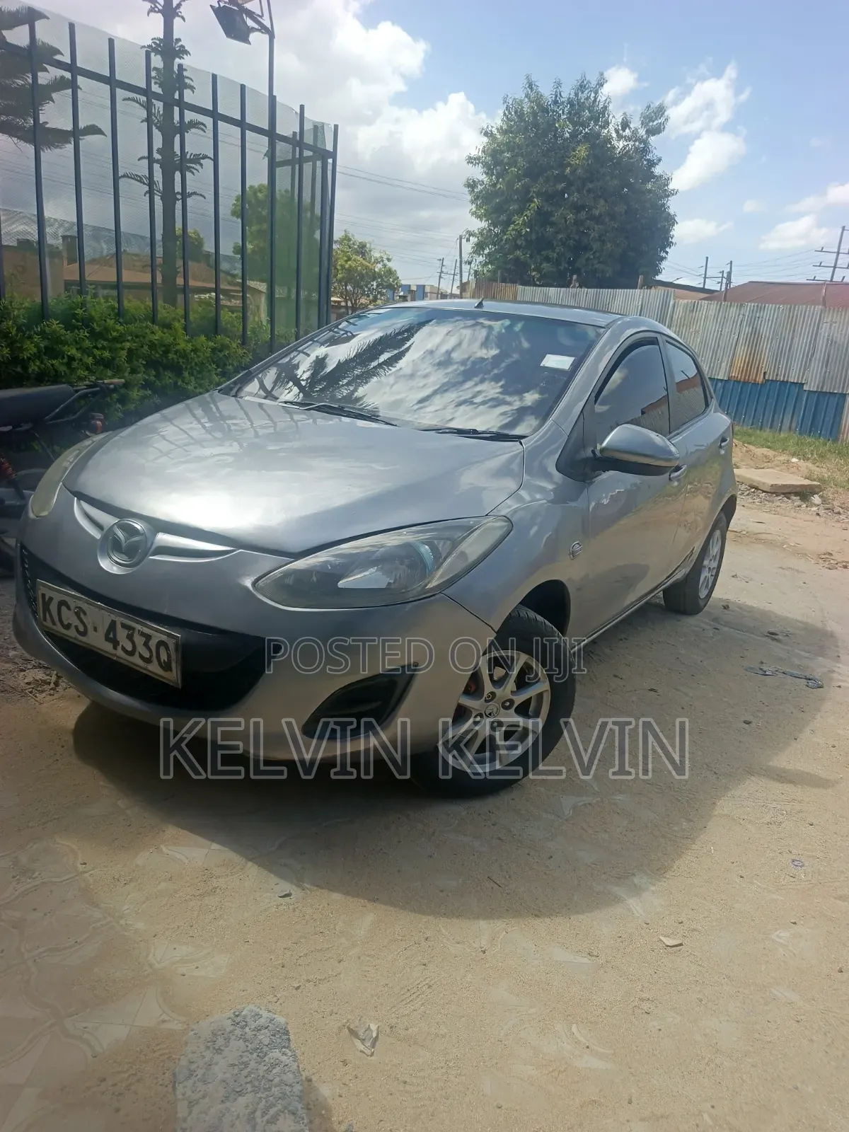 Mazda Demio 2010 Gray