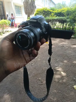 DSLR Camera