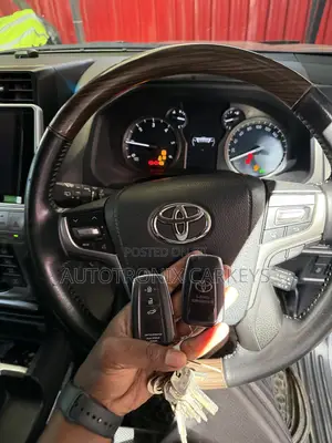 Toyota Land Cruiser Prado Kakadu