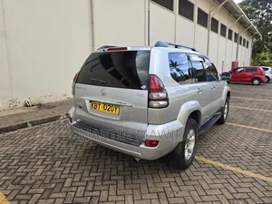 Toyota Land Cruiser Prado 2006 Silver
