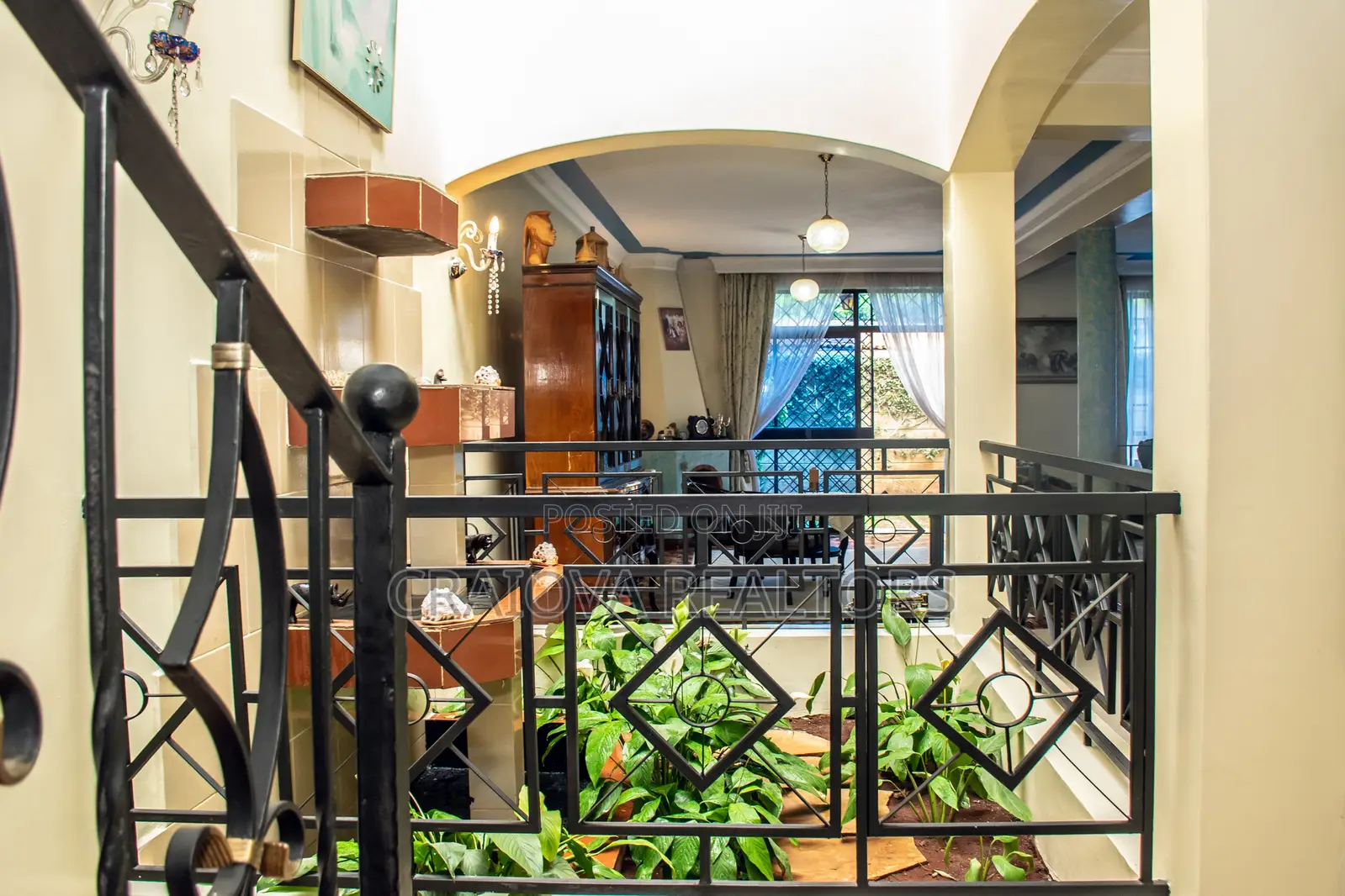 4bdrm Townhouse/Terrace in Maziwa for sale