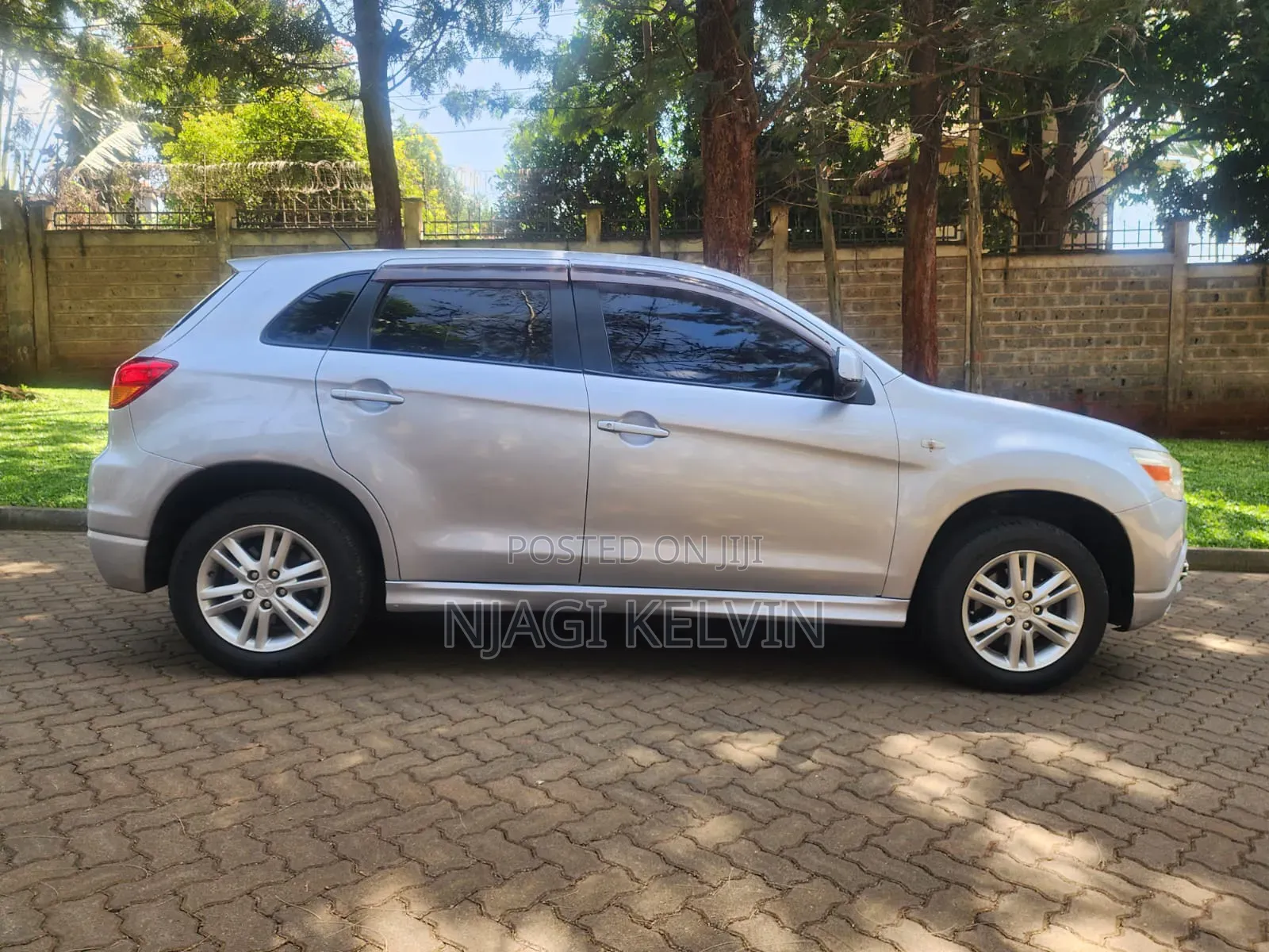 Mitsubishi RVR 2.0 2011 Silver