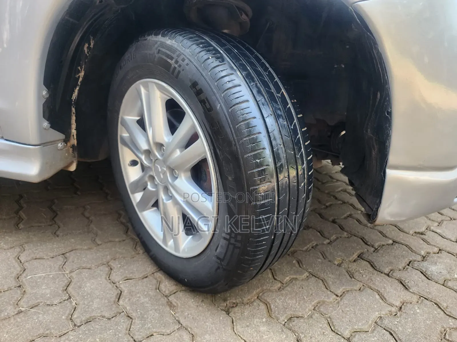 Mitsubishi RVR 2.0 2011 Silver