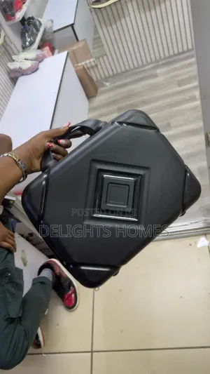 Make Up Bag /Carry on Rubber Bag_yu