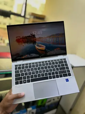 Laptop HP EliteBook 1040 G8 32GB Intel Core i7 SSD 512GB