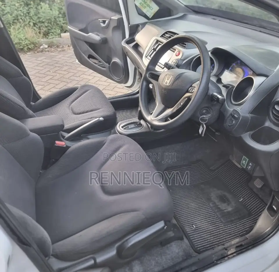 Honda Fit Automatic 2012 White