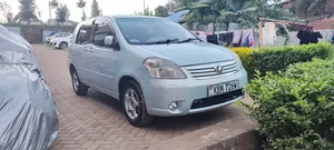 Toyota Raum 2004 Blue