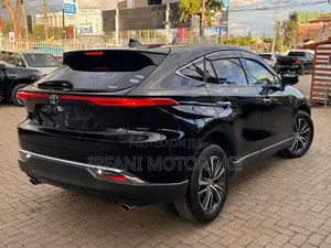 Toyota Harrier 2.0 2020 Black