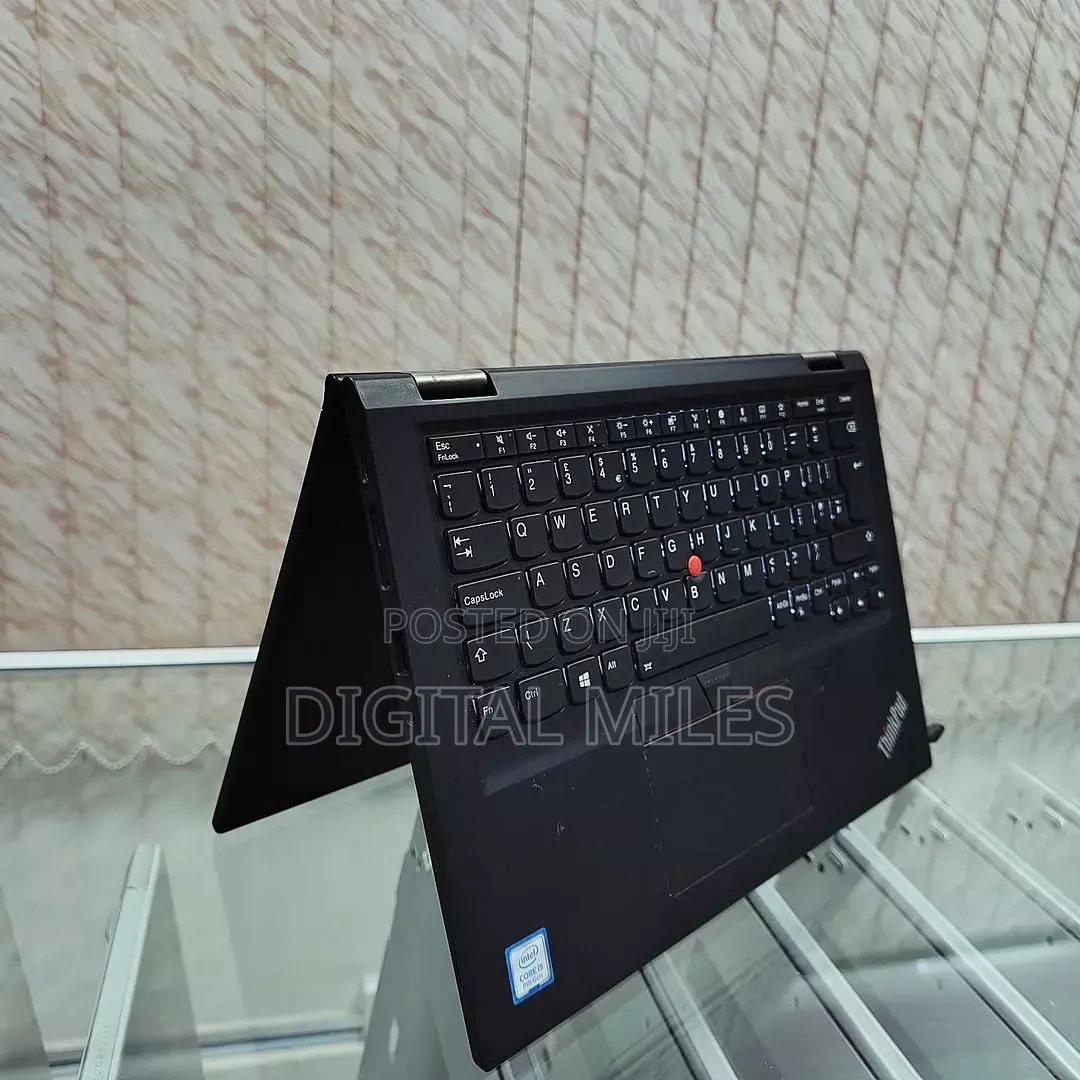 Laptop Lenovo ThinkPad X390 Yoga 8GB Intel Core i5 SSD 256GB
