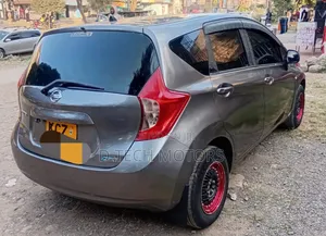 Nissan Note 2013 Silver