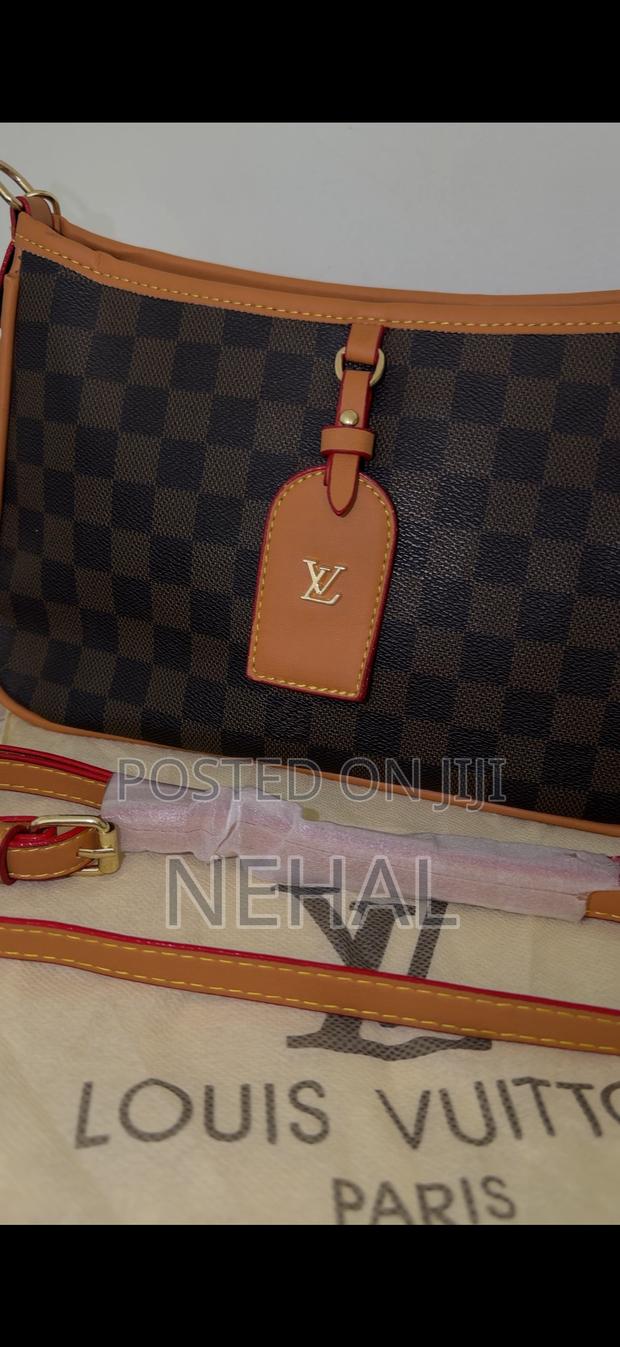 Lv Shoulder Bag/Sling - thumbnail 3