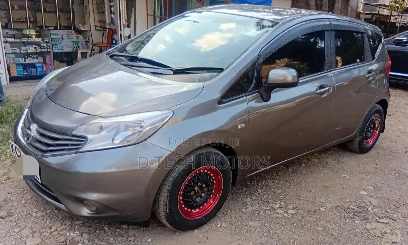 Nissan Note 2013 Silver