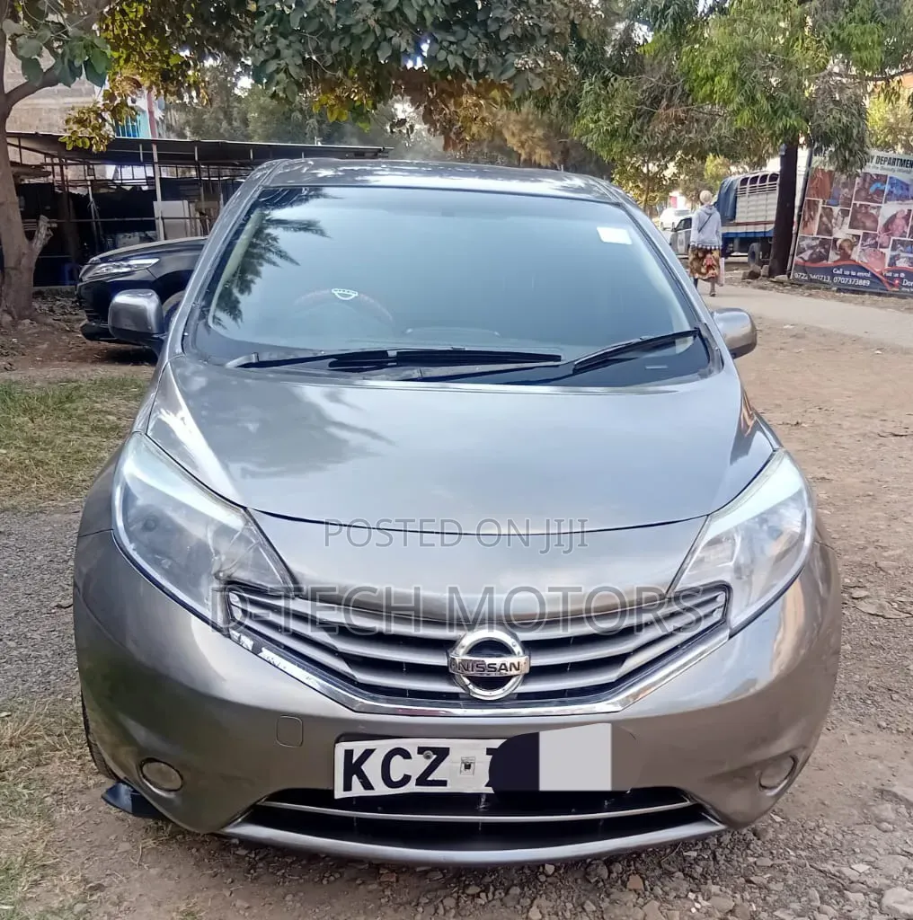 Nissan Note 2013 Silver
