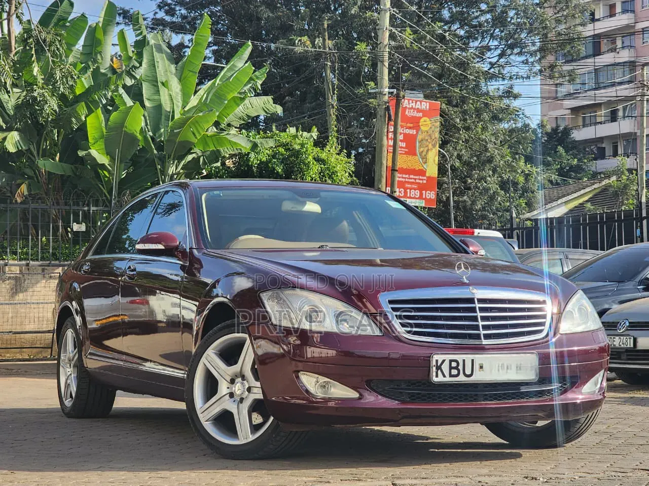 Mercedes-Benz S-Class 2007 Brown