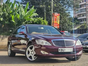 Mercedes-Benz S-Class 2007 Brown