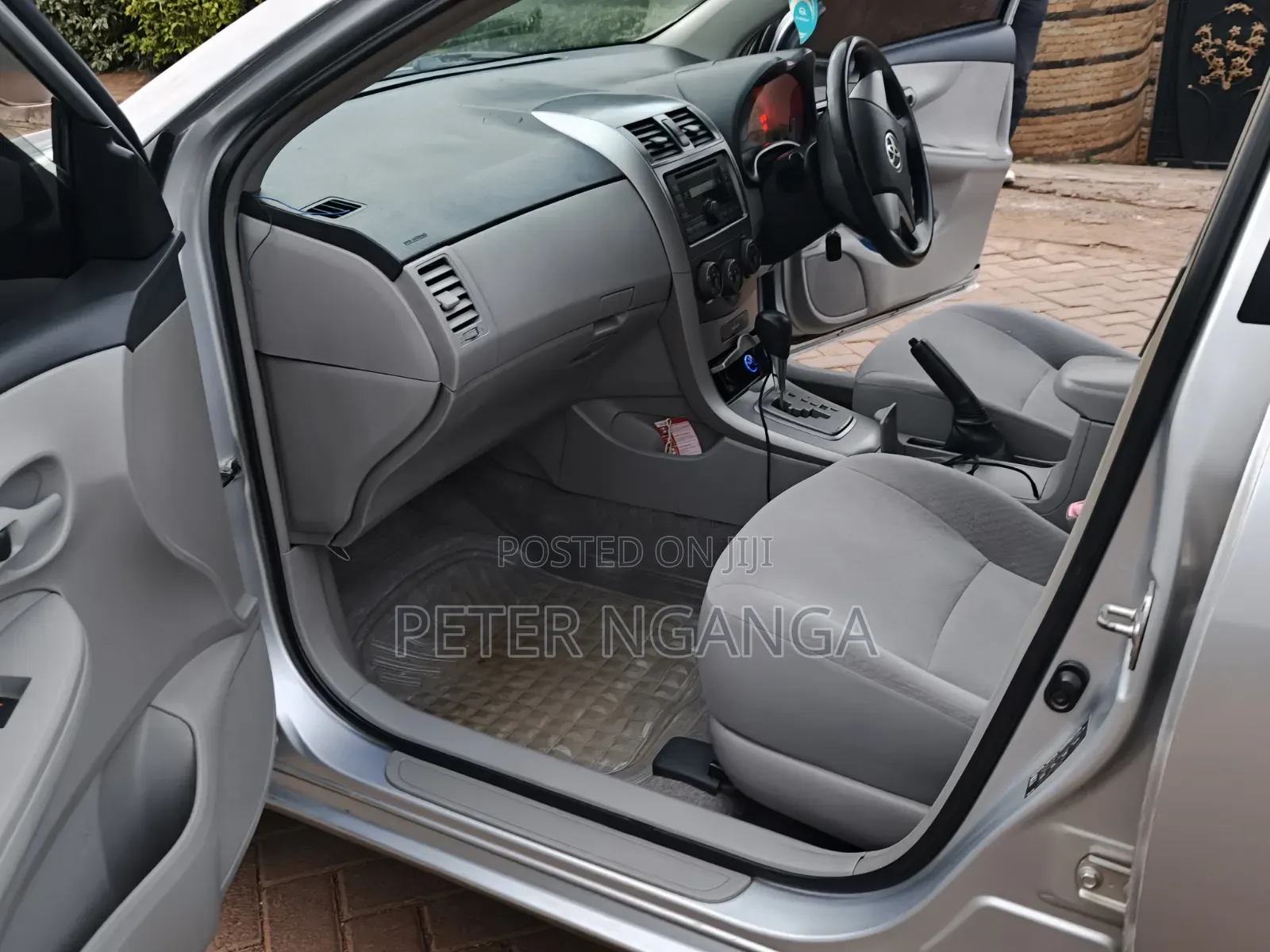 Toyota Axio 2012 Silver